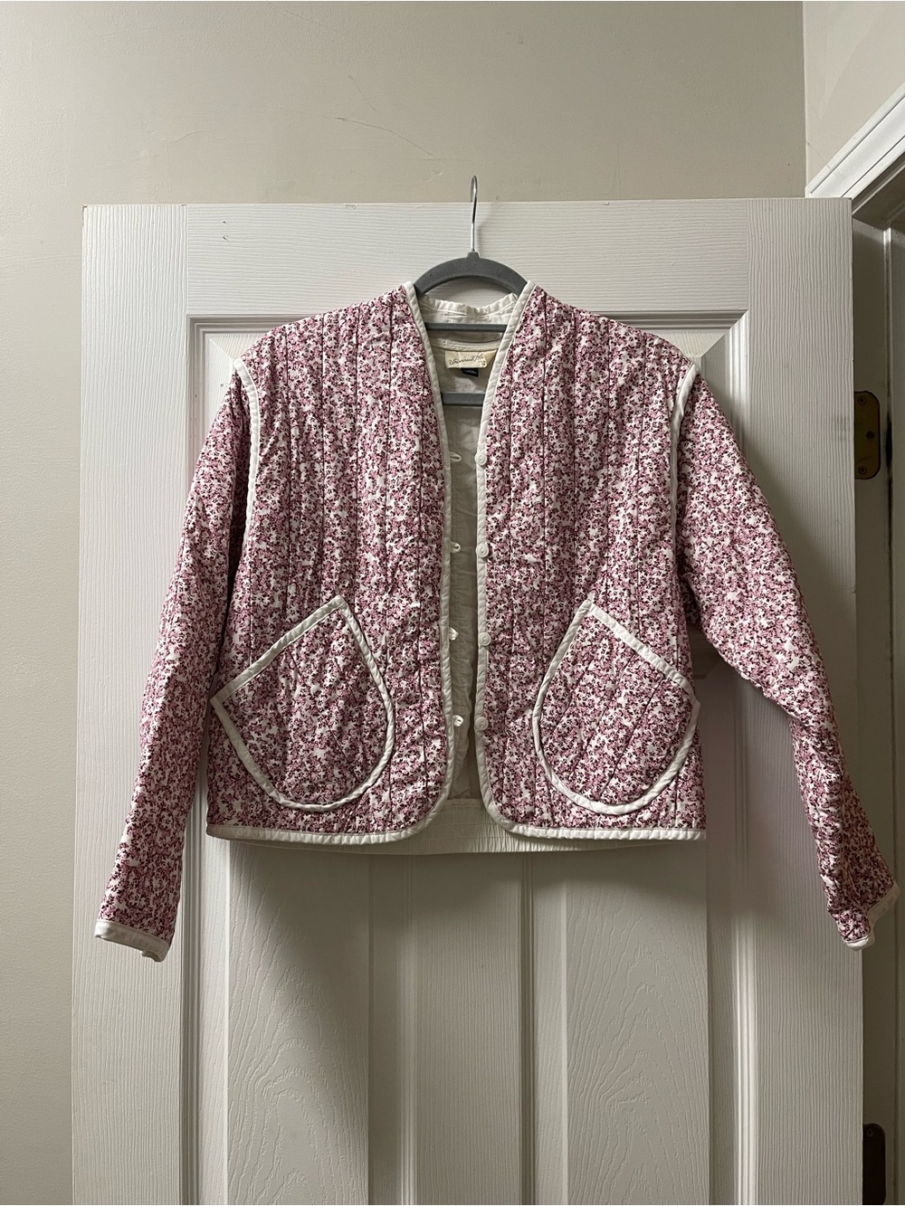 Universal Thread Quilted Floral Crop Jacket - Pink & White